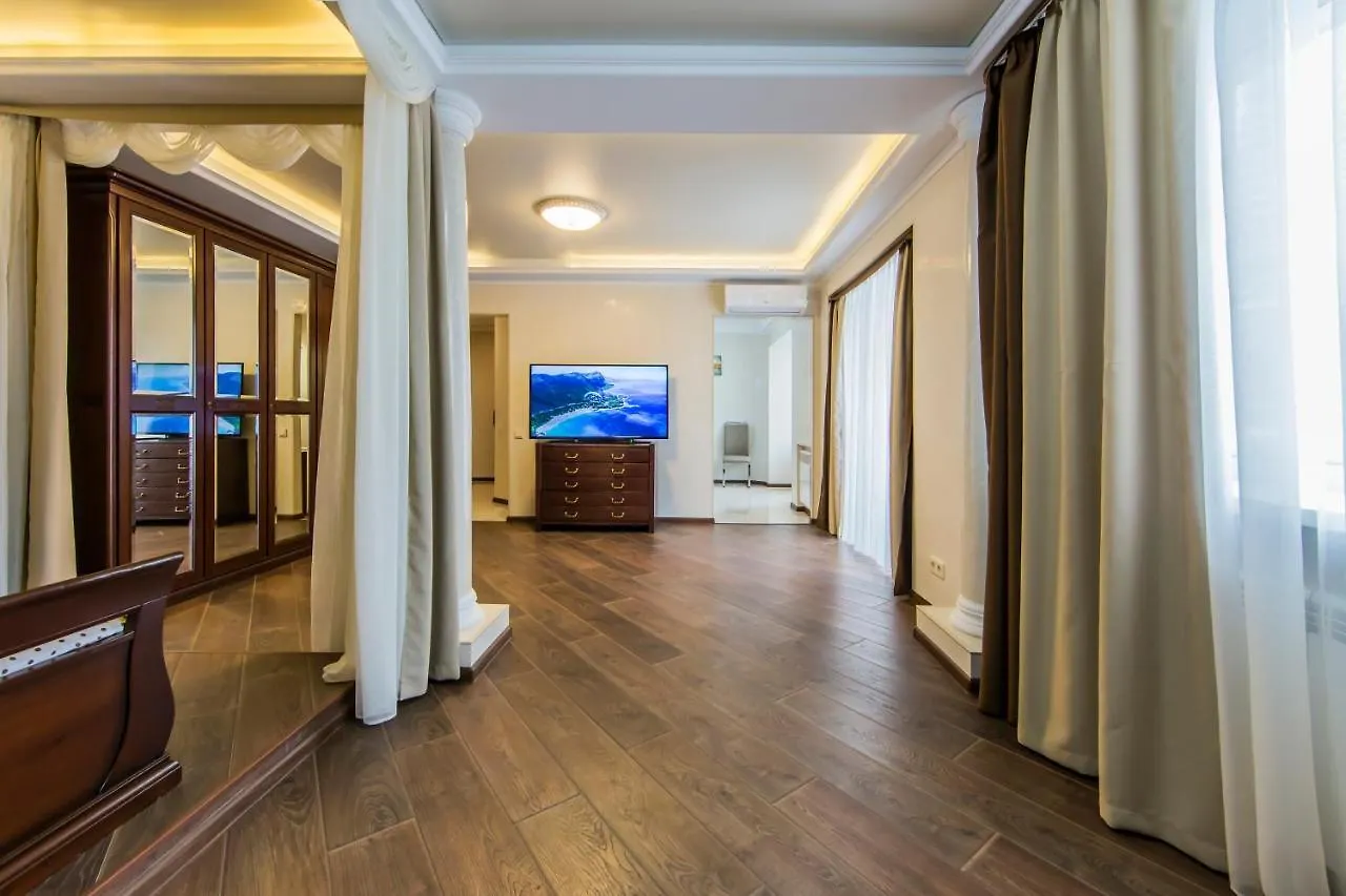 Шикарная Квартира Возле Костёла В Центре Ucrânia