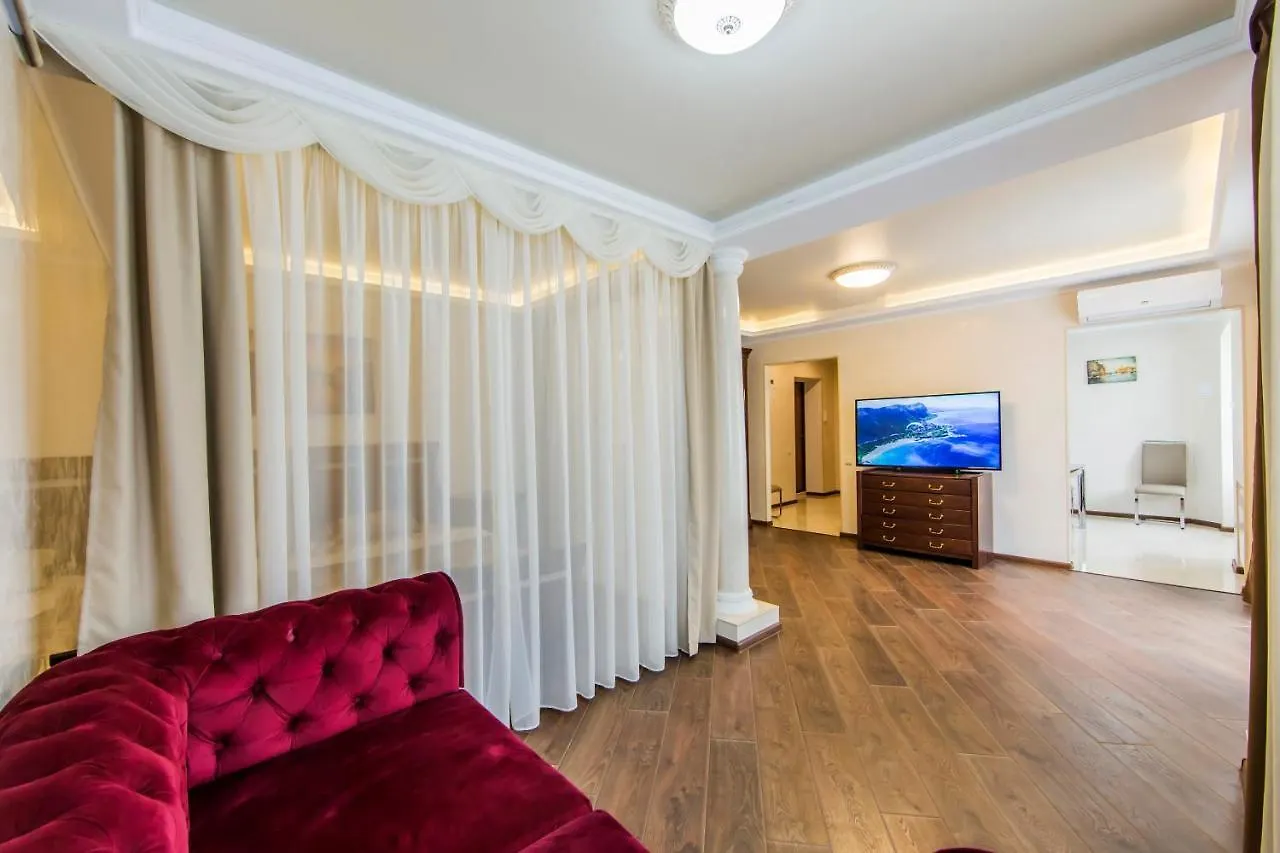 Apartamento Шикарная Квартира Возле Костёла В Центре Ucrânia
